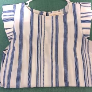 Ruffle sleeve top